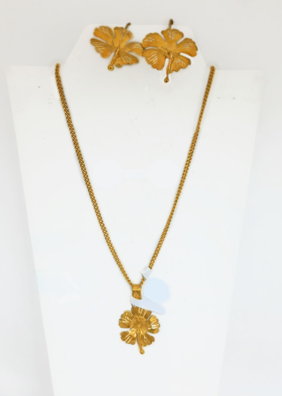 Gold Chain Set